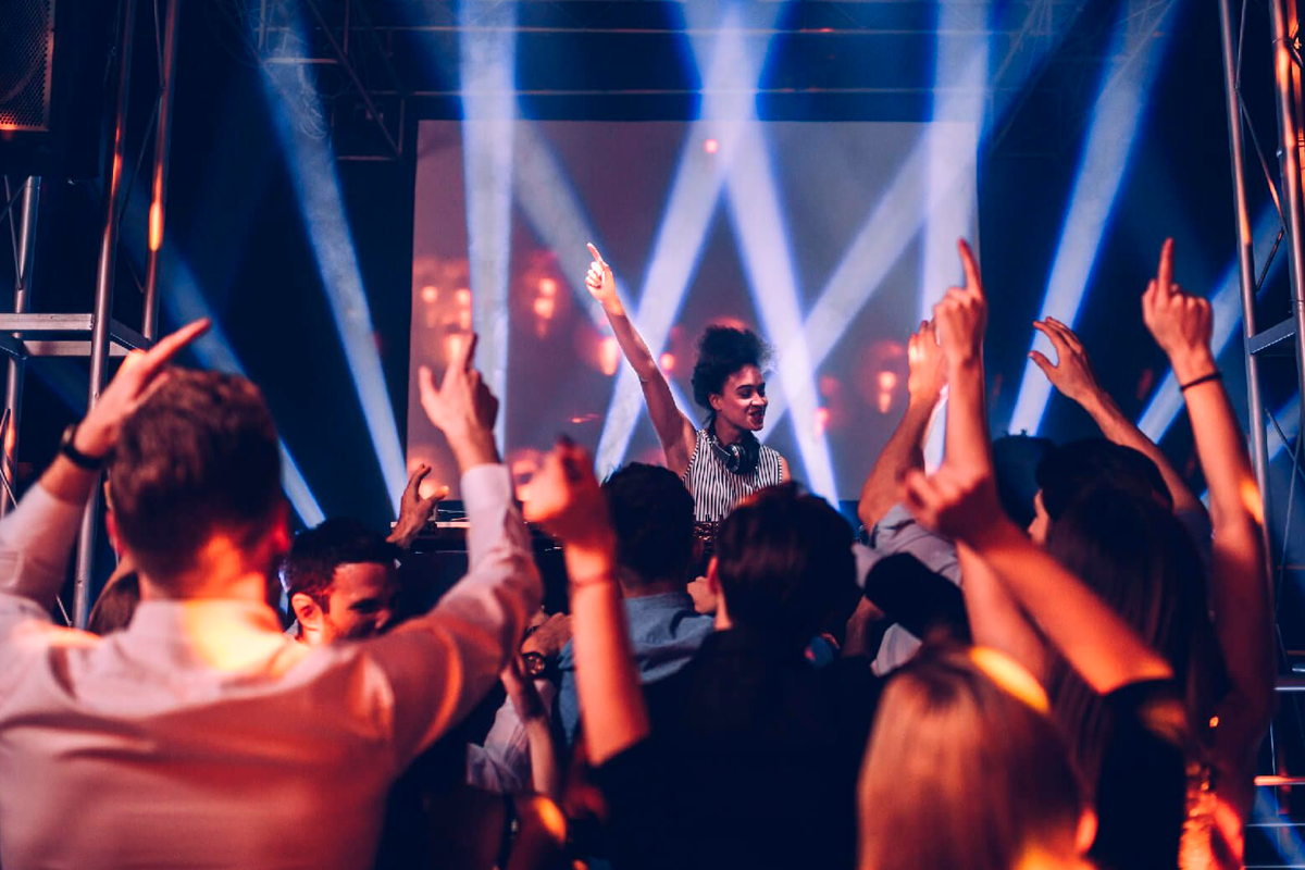 Casas Noturnas e Boates: Como produzir festas Incríveis nesses espaços?